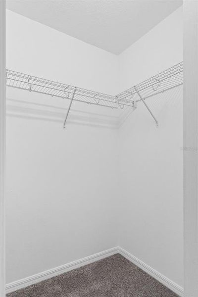 Spacious, unfurnished interior of a new home in , Weeki Wachee (Image 32).