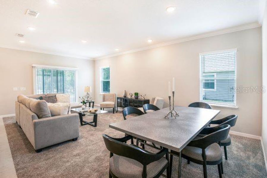 Furnished interior view inside a new home in Ormond & Daytona Beach, Ormond Beach (Image 10).