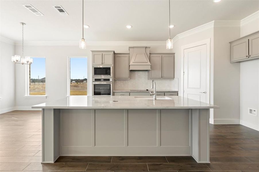 Furnished interior view inside a new home in Eagle Ridge Estates, Weatherford (Image 13).