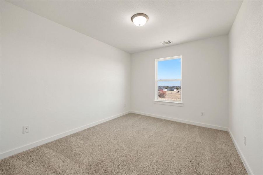 Spacious, unfurnished interior of a new home in Gatlin Ranch, Springtown (Image 33).