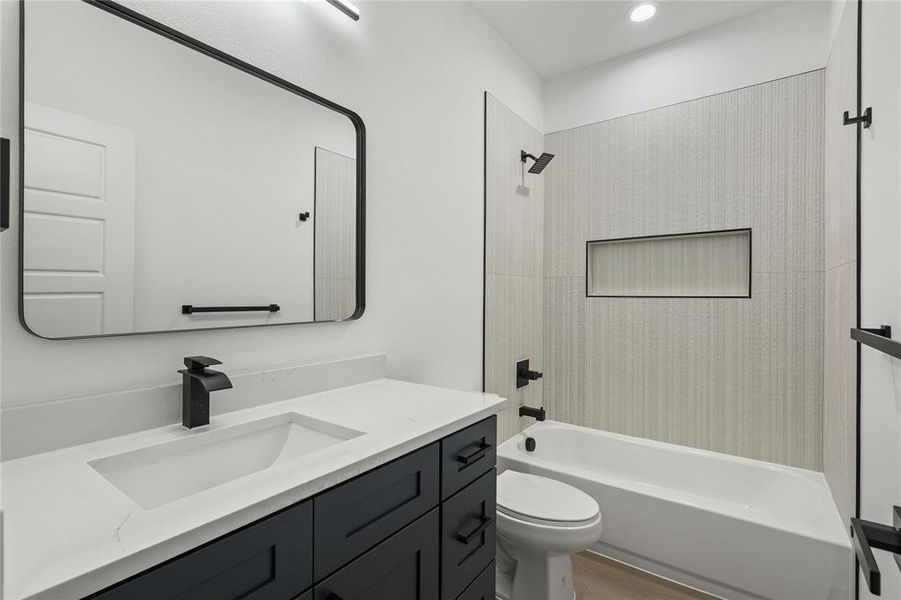 Furnished interior view inside a new home in , Dallas (Image 6).