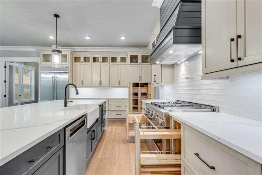Furnished interior view inside a new home in , Gainesville (Image 16).