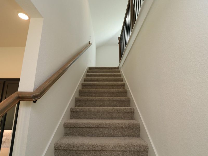 Spacious, unfurnished interior of a new home in Miller's Pond, Rosenberg (Image 20).