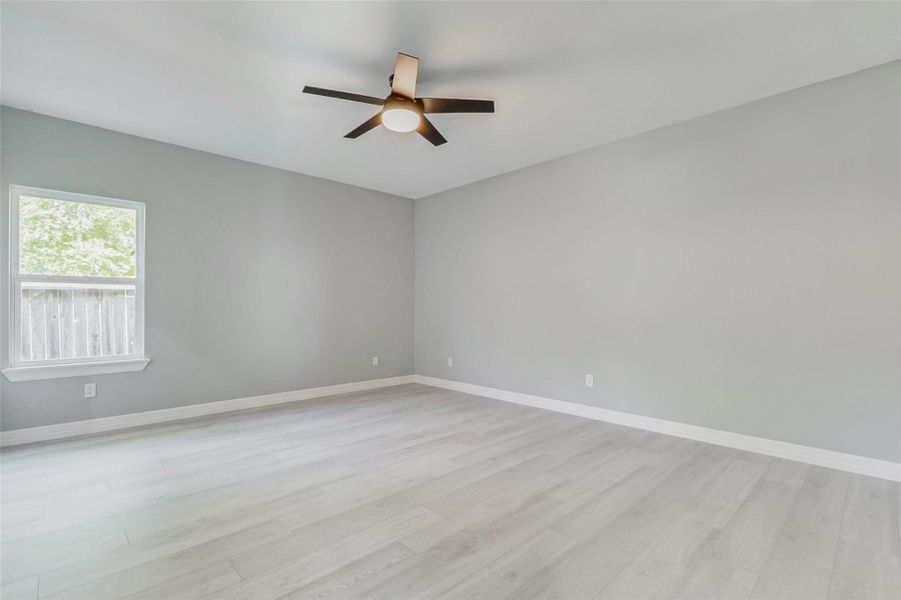 Spacious, unfurnished interior of a new home in , Houston (Image 16).
