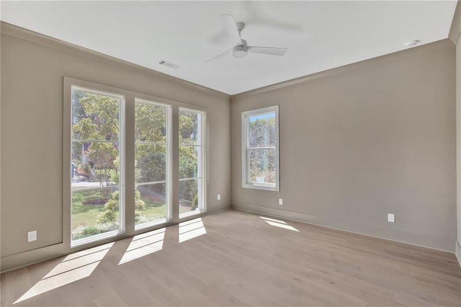 Spacious, unfurnished interior of a new home in , Atlanta (Image 20).
