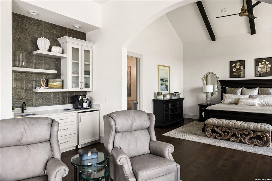 Furnished interior view inside a new home in , Fair Oaks Ranch (Image 19).