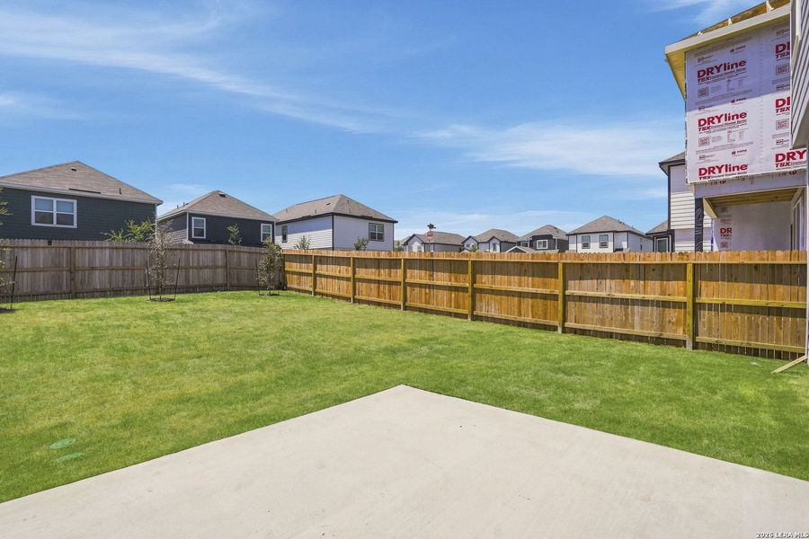 Exterior details and patio area of a home in Melissa Ranch, San Antonio (Image 4).