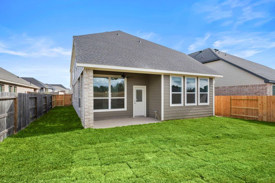 Exterior details and patio area of a home in Emory Glen, Magnolia (Image 4).