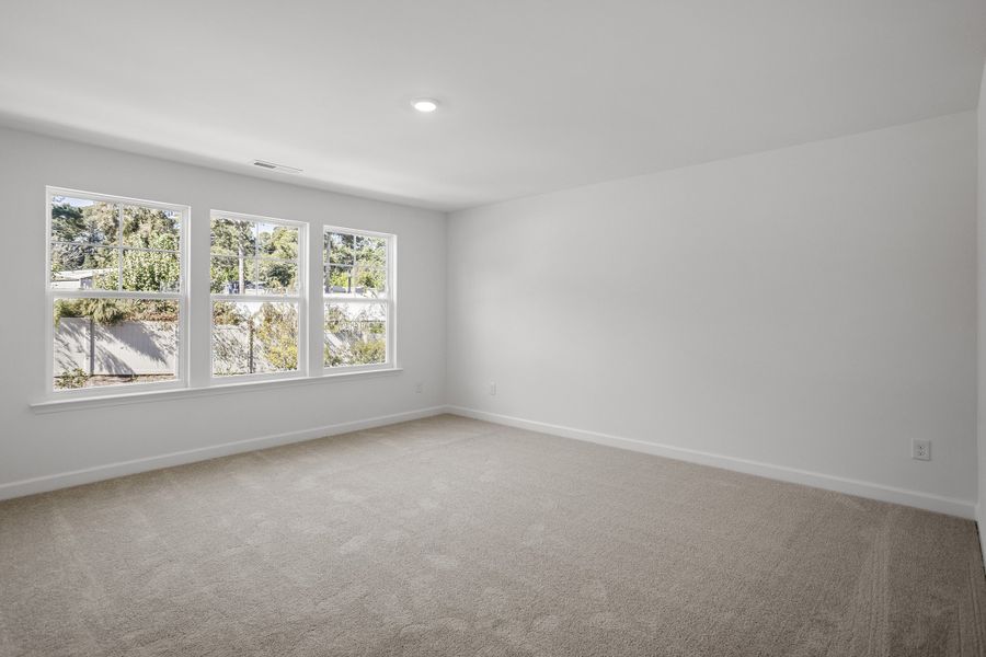 Spacious, unfurnished interior of a new home in Georgias Landing, Raleigh (Image 29). Spacious, unfurnished interior of a new home in Georgias Landing, Raleigh (Image 29).