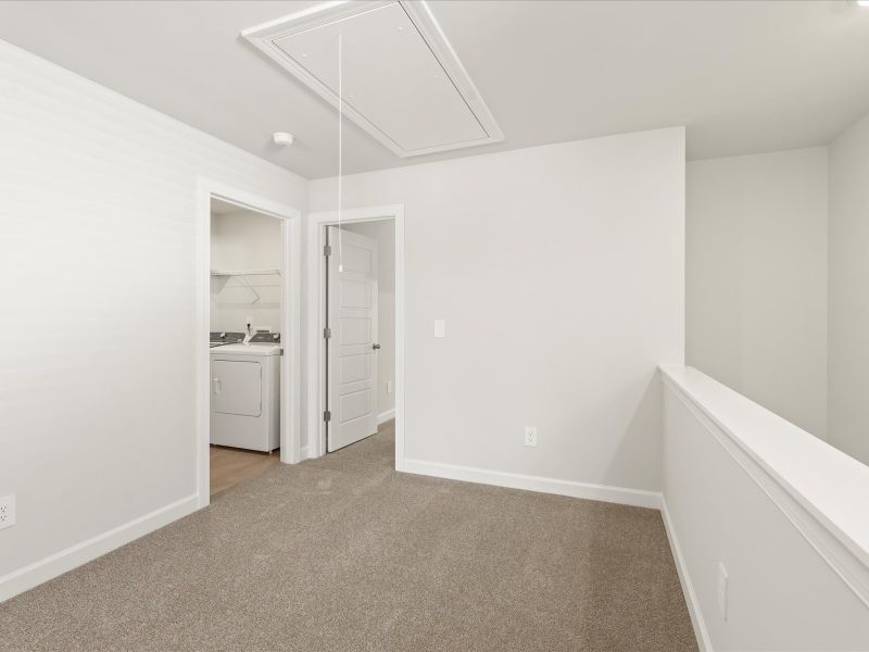 Spacious, unfurnished interior of a new home in Avalon Townes, Lyman (Image 11).