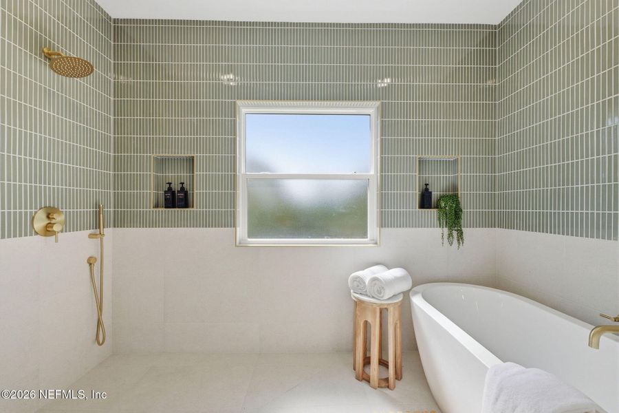 Furnished interior view inside a new home in , Jacksonville Beach (Image 9).