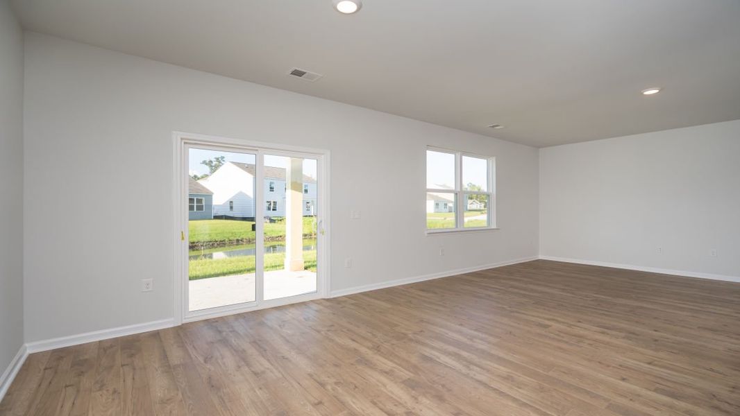 Spacious, unfurnished interior of a new home in Cedar Hill Landing, Navassa (Image 12).