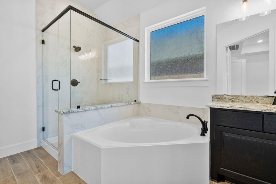 Furnished interior view inside a new home in Jordan Ranch, Fulshear (Image 12).