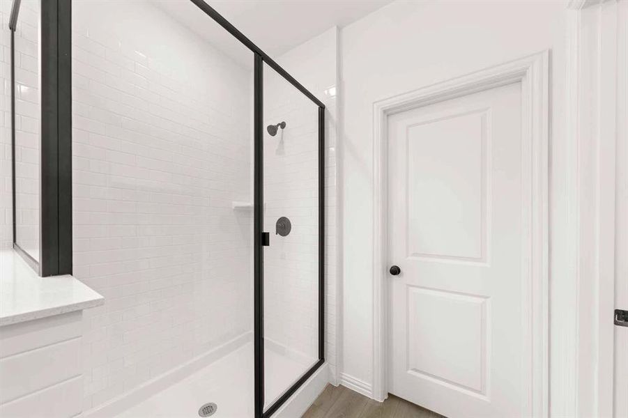 Spacious, unfurnished interior of a new home in Devonshire 50s, Forney (Image 26). Spacious, unfurnished interior of a new home in Devonshire 50s, Forney (Image 26).