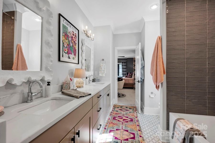 Furnished interior view inside a new home in , Davidson (Image 29).