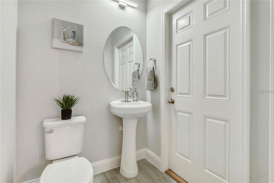 Furnished interior view inside a new home in , Kissimmee (Image 14).