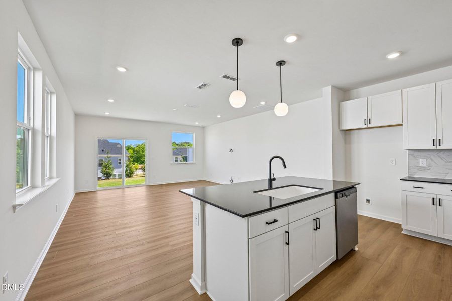 17-web-or-mls-Oakdale Dr-S2204-017 17-web-or-mls-Oakdale Dr-S2204-017