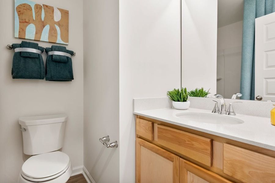 Extended vanity at bath 2