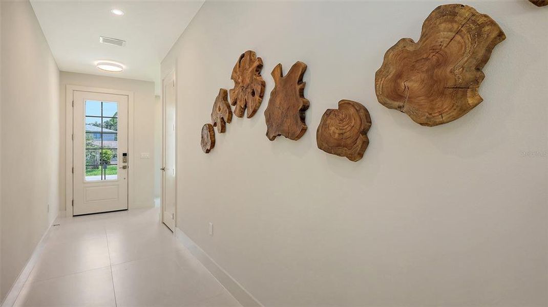 Image 33 of a home in .