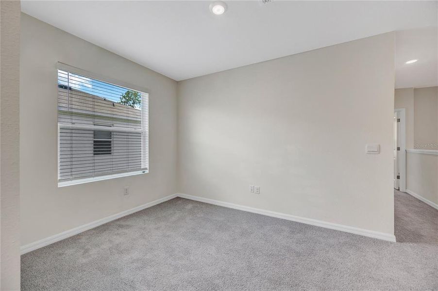 Spacious, unfurnished interior of a new home in , Wesley Chapel (Image 29).