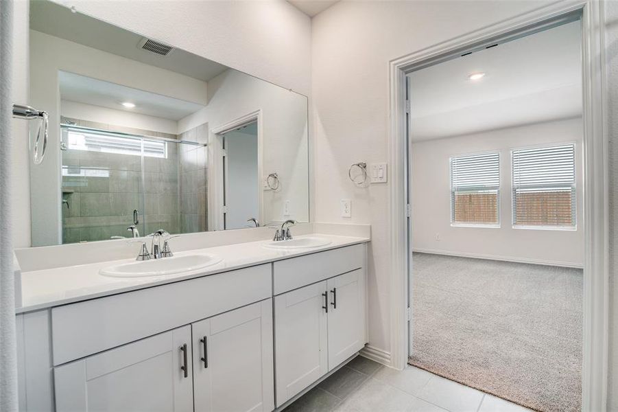 Furnished interior view inside a new home in River Ridge, Crandall (Image 7).