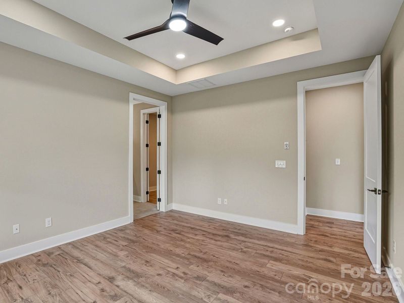 Spacious, unfurnished interior of a new home in , Weaverville (Image 32).