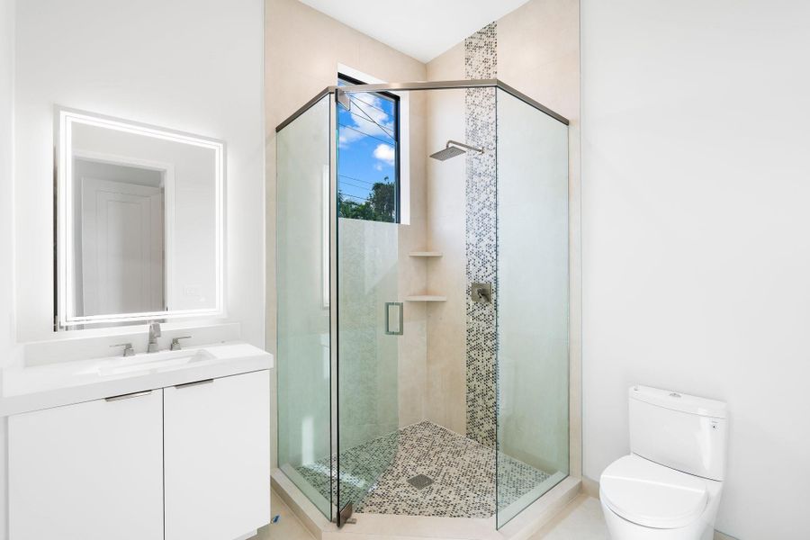 Image 32 of a home in .