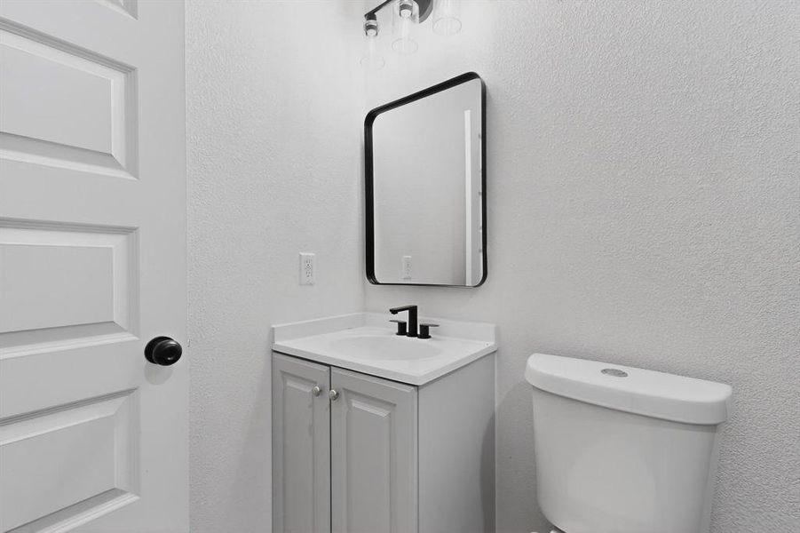 Furnished interior view inside a new home in , Seagoville (Image 11).