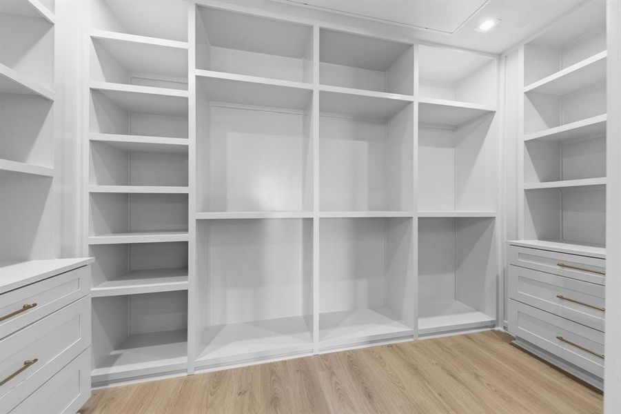 Furnished interior view inside a new home in , Dallas (Image 9).