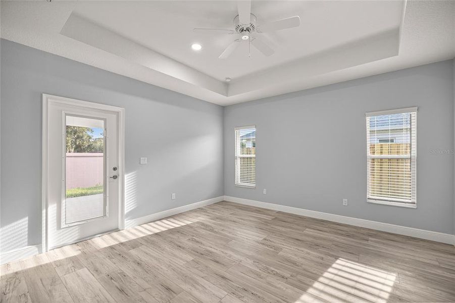Spacious, unfurnished interior of a new home in , Ocala (Image 22).