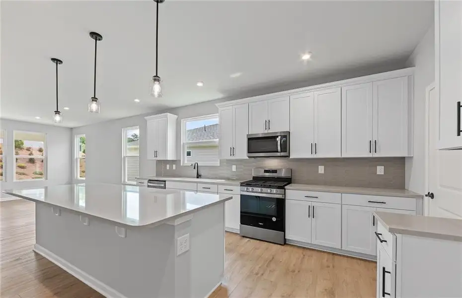 Furnished interior view inside a new home in Sun City Peachtree, Griffin (Image 7).