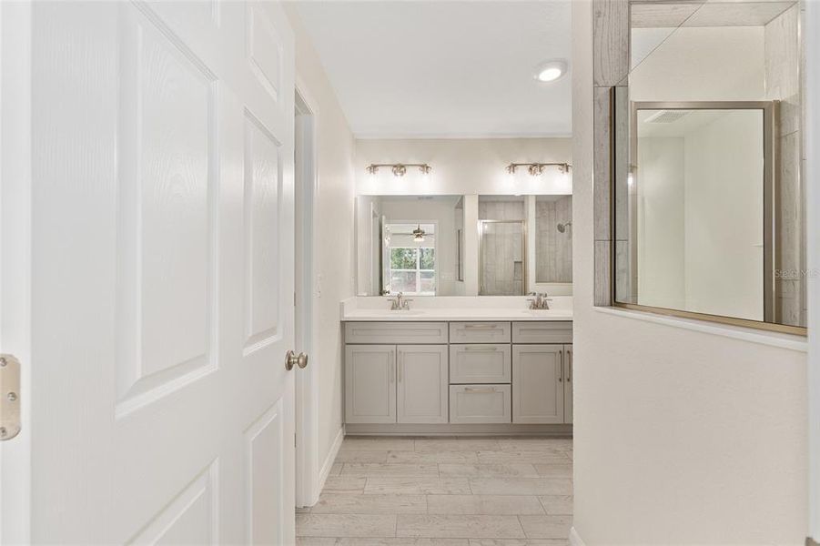 Furnished interior view inside a new home in , Ocala (Image 12).