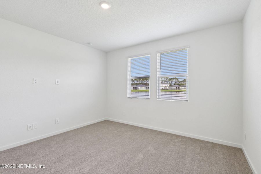 Spacious, unfurnished interior of a new home in , Palm Coast (Image 11).