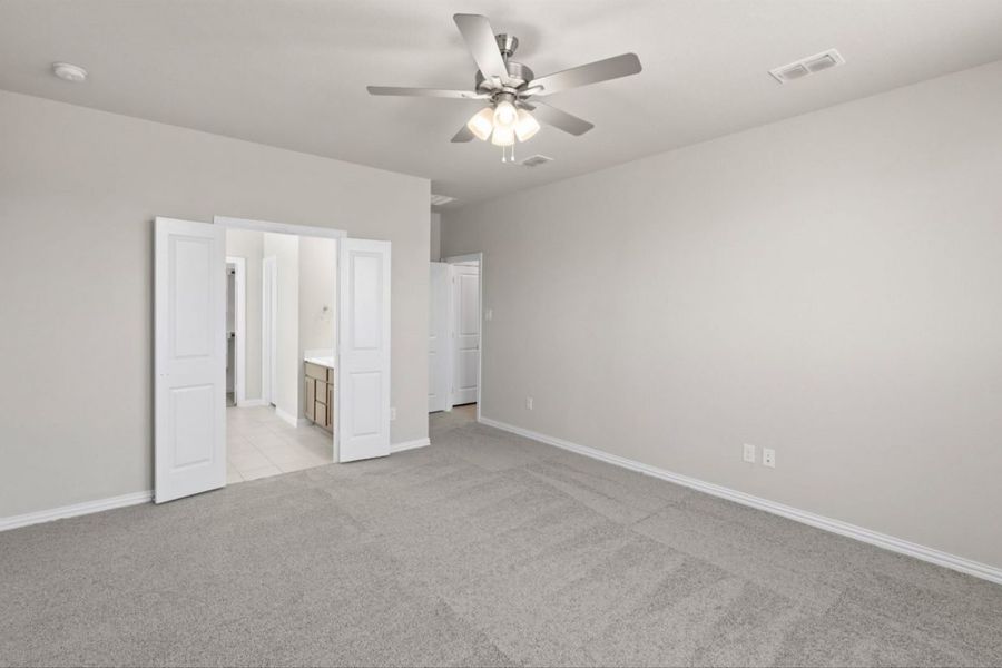 Representative unfurnished interior of a home built from the Rosewood Colony At Pinehurst Signature by Brohn Homes in Colony at Pinehurst, Pinehurst (Image 21).
