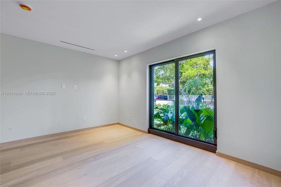Spacious, unfurnished interior of a new home in , Miami (Image 69). Spacious, unfurnished interior of a new home in , Miami (Image 69).