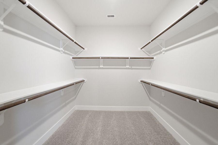 Spacious, unfurnished interior of a new home in Lago Mar, Texas City (Image 51). Spacious, unfurnished interior of a new home in Lago Mar, Texas City (Image 51).