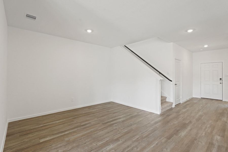 Spacious, unfurnished interior of a new home in Grand Pines, Magnolia (Image 17).