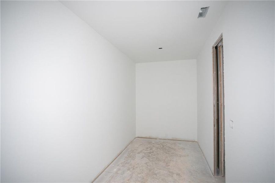 Spacious, unfurnished interior of a new home in , Carrollton (Image 46). Spacious, unfurnished interior of a new home in , Carrollton (Image 46).