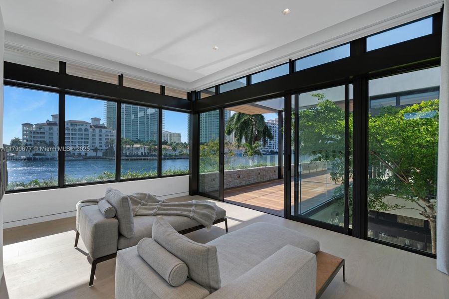 Furnished interior view inside a new home in , Golden Beach (Image 22).
