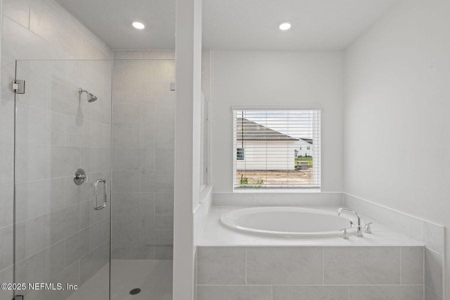 Image 48 of a home in Beacon Lake.