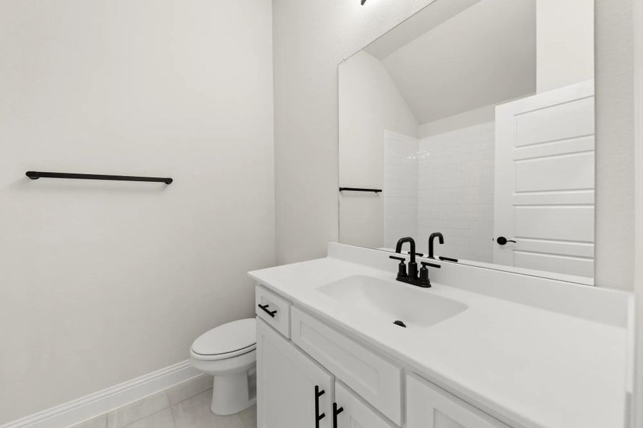 The Bracken III B Bathroom The Bracken III B Bathroom