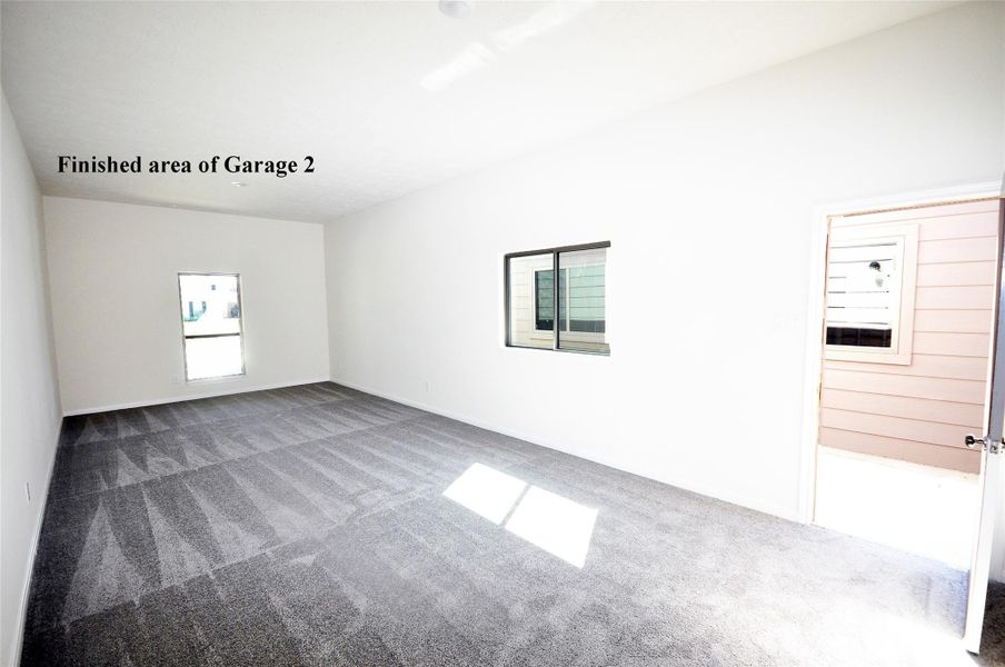Spacious, unfurnished interior of a new home in Pedregal, League City (Image 36).