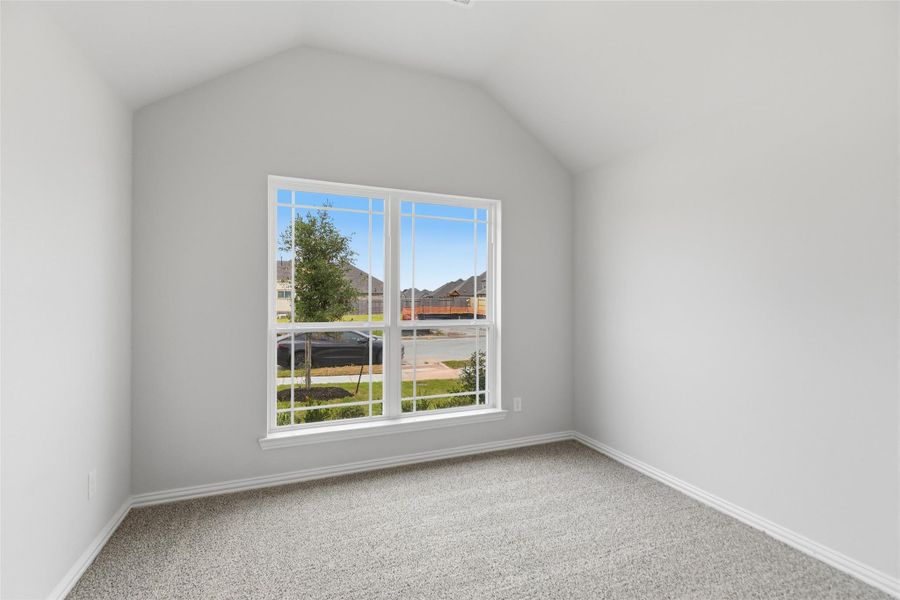 Spacious, unfurnished interior of a new home in Brookewater, Rosenberg (Image 18).