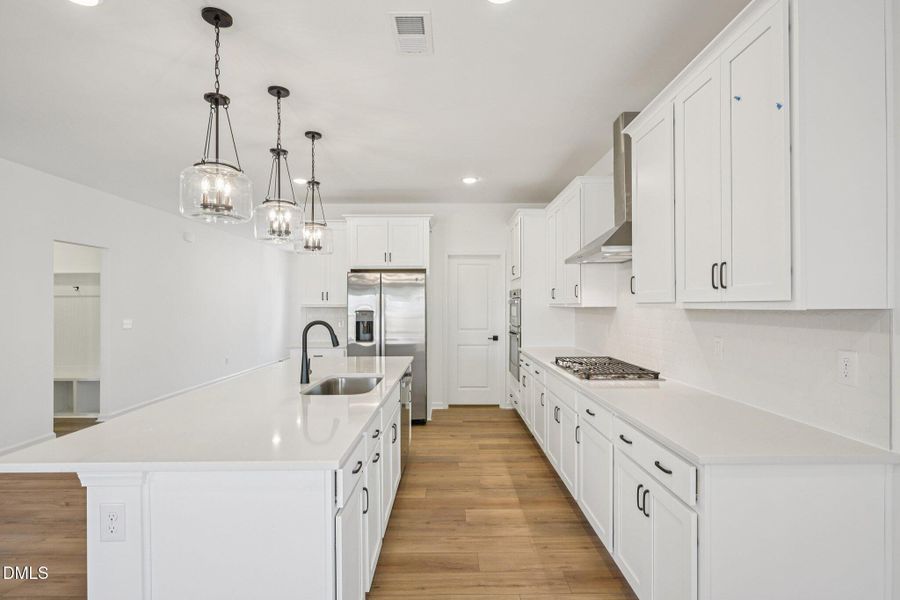 17-web-or-mls-Contempo Ct-S1102-017