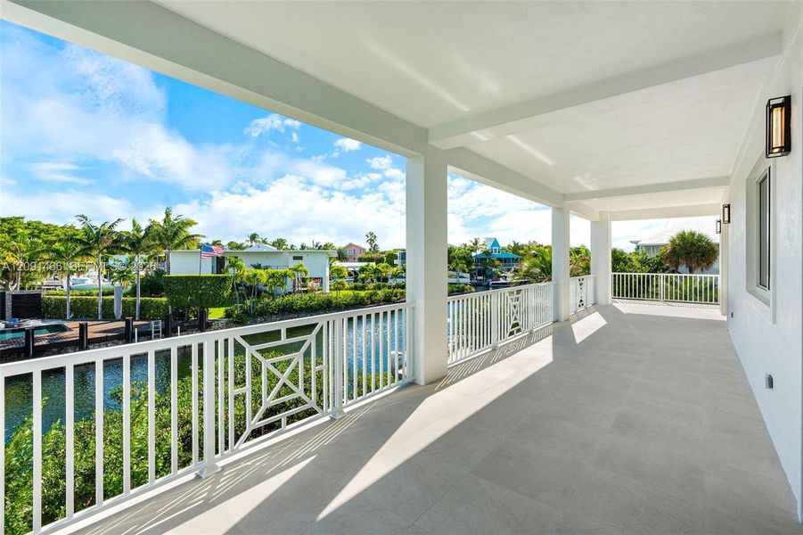 Exterior details and patio area of a home in , Tavernier (Image 31).