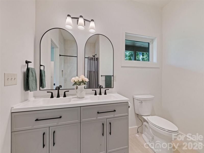 Furnished interior view inside a new home in , Clyde (Image 4).
