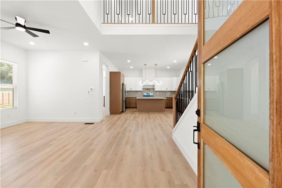 Spacious, unfurnished interior of a new home in , Atlanta (Image 20).