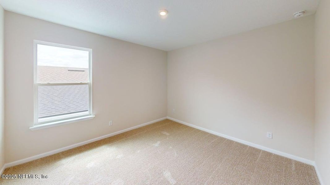 Spacious, unfurnished interior of a new home in Sandridge Hills, Green Cove Springs (Image 7).