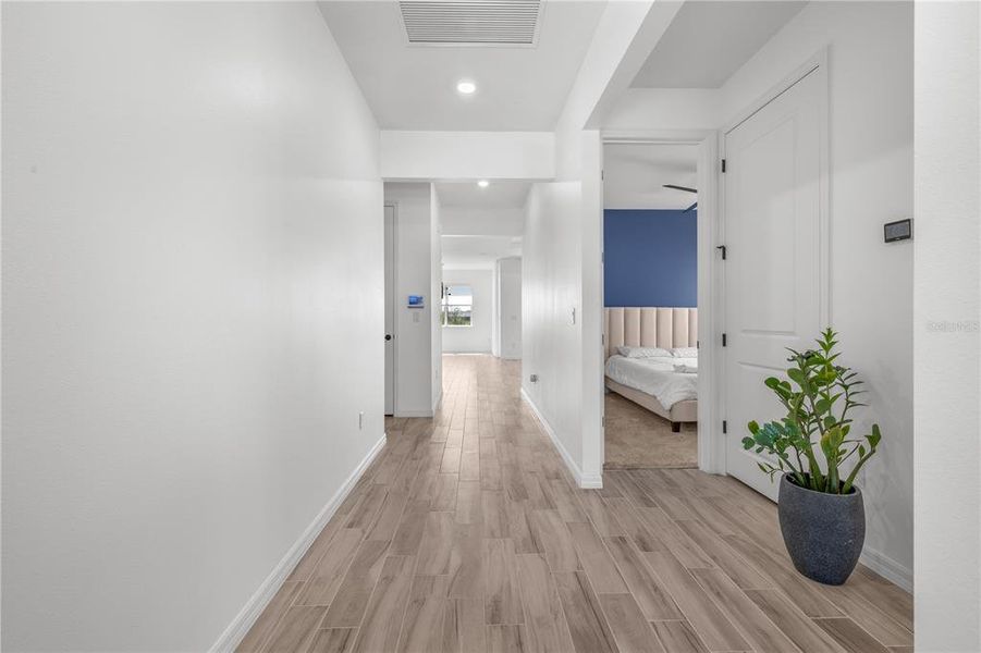 Spacious, unfurnished interior of a new home in EverBe, Orlando (Image 26).