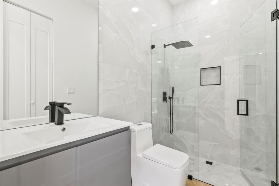 17107_Sycamore_Drive_West_015 17107_Sycamore_Drive_West_015